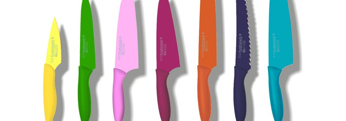 Lote de 7 cuchillos japoneses de colores de KAI de la colección Pure Komachi 2 - color en tu cocina