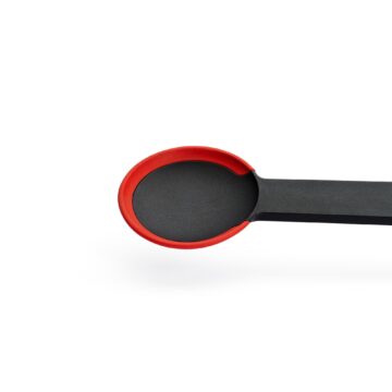 Detalle de la cuchara de silicona roja Woll Cookit KU004 – Cuchillalia.com