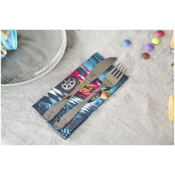 Cubiertos para niño Zwilling Kids Bino en la mesa – Cuchillalia.com