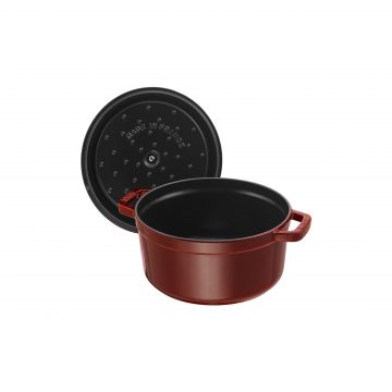 Cocotte con su tapa granate de 22 cm de Staub 40509-355 – Cuchillalia.com