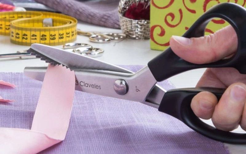 ¿Para que sirve unas tijeras zig zag? | Cuchillalia.com