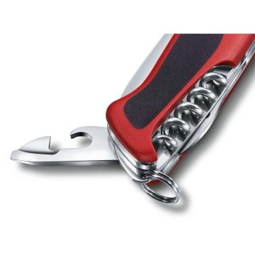 Detalle del abrelatas de la navaja Victorinox Ranger 52 Grip con mango ergonómico – Cuchillalia.com