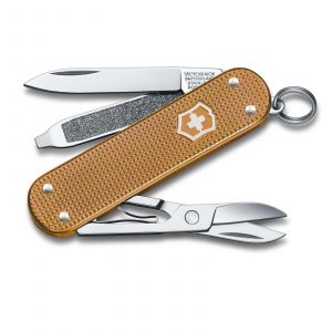 Navaja multiusos Victorinox Classic SD Alox Wet Sand con mango de aluminio - Cuchillalia.com