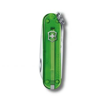 Anverso de la navaja multiusos Victorinox Classic SD Green Tea en verde transparente – Cuchillalia.com