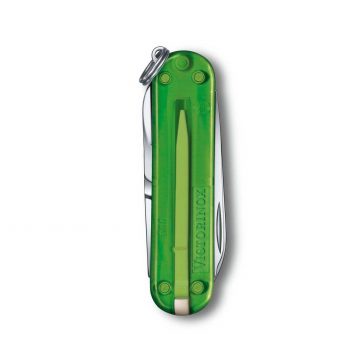 Reverso de la navaja multiusos Victorinox Classic SD Green Tea en verde transparente – Cuchillalia.com