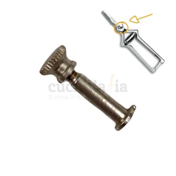 Tornillo y tuerca de recambio para el masticador 3 Claveles 430 – Cuchillalia.com