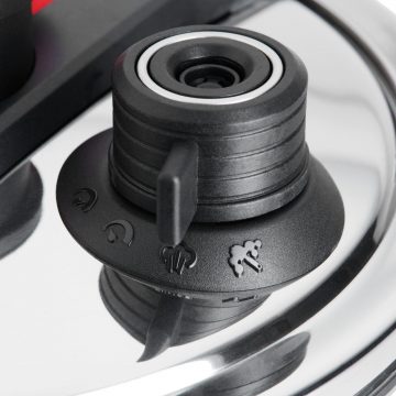 Detalle de la válvula abierta de la olla a presión Woll Presure PRO – Cuchillalia.com