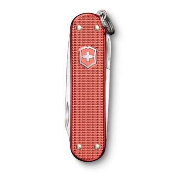 Navaja Victorinox Classic SD Alox Edición Limitada 2025 cerrada – Cuchillalia.com