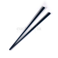 Palillos de mesa reutilizables de color azul marino fabricados en Japón por Kawai - Cuchillalia.com