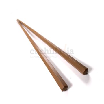Palillos de mesa reutilizables de color marrón fabricados en Japón por Kawai – Cuchillalia.com