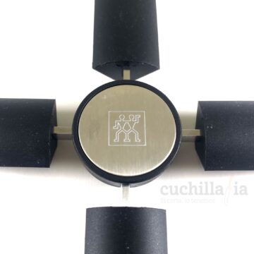 Detalle del centro del salvamanteles de silicona de Zwilling – 1003172 – Cuchillalia.com